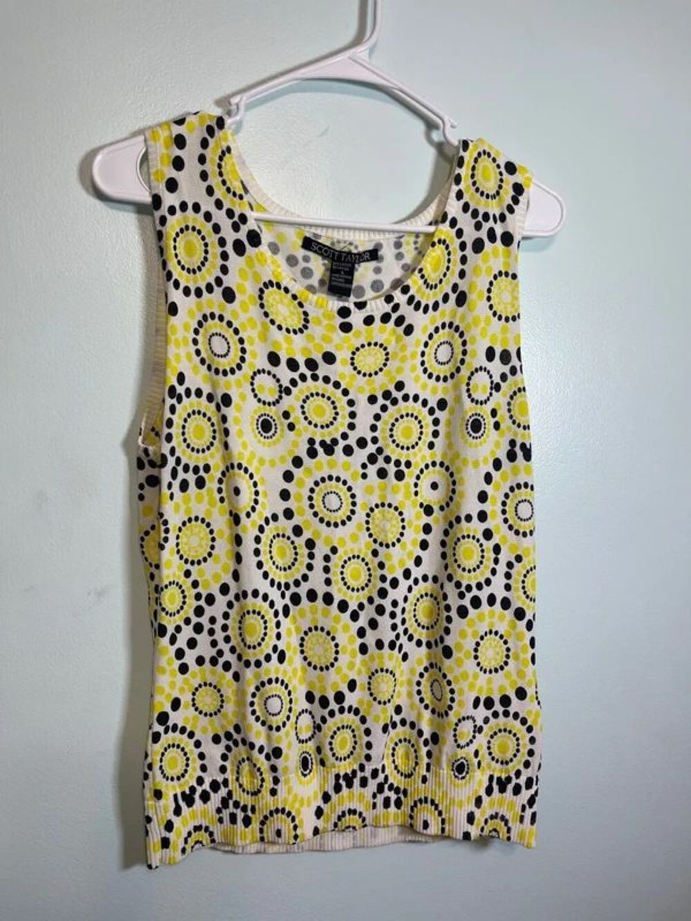 Scott Taylor size Large